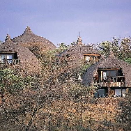 Serengeti Serena Safari Lodge ภายนอก รูปภาพ