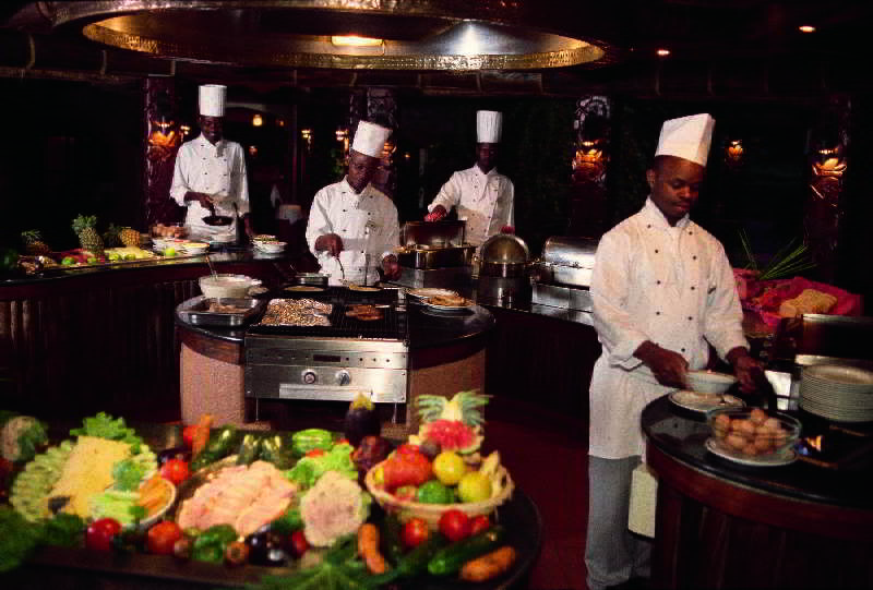 Serengeti Serena Safari Lodge ภายนอก รูปภาพ