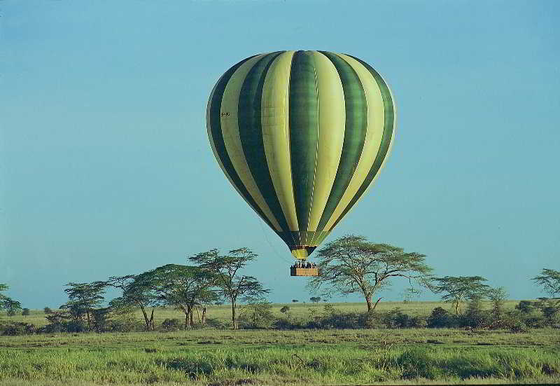 Serengeti Serena Safari Lodge ภายนอก รูปภาพ