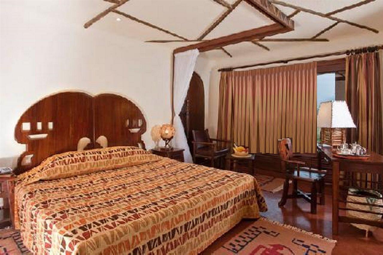 Serengeti Serena Safari Lodge ภายนอก รูปภาพ
