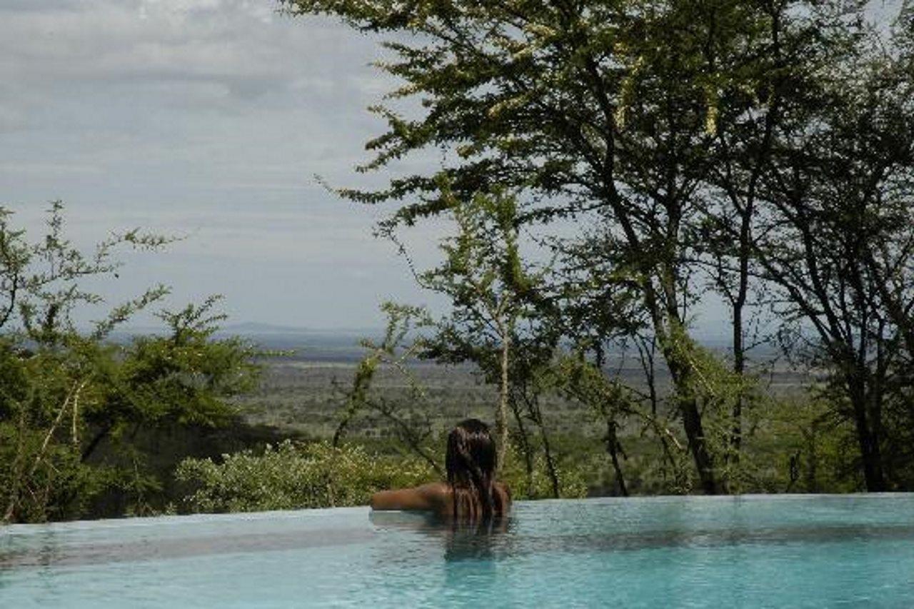 Serengeti Serena Safari Lodge ภายนอก รูปภาพ