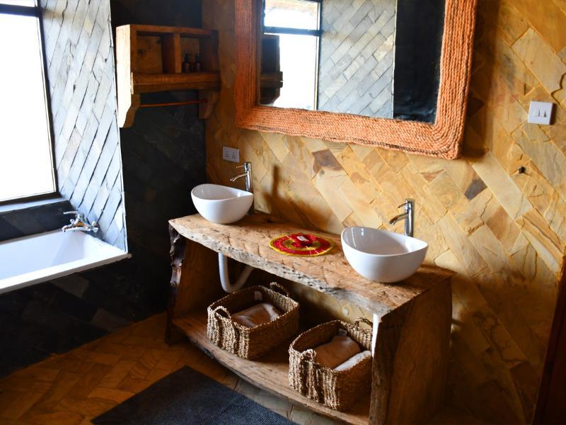 Serengeti Serena Safari Lodge ภายนอก รูปภาพ